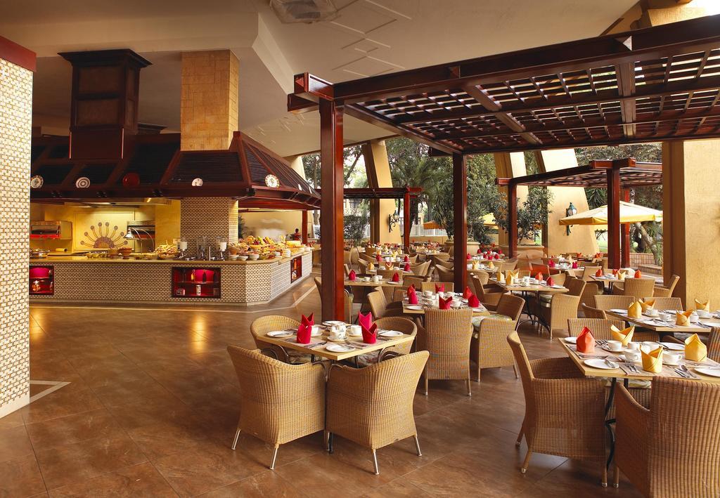 Soho Hotel & Casino At Sun City Exteriér fotografie